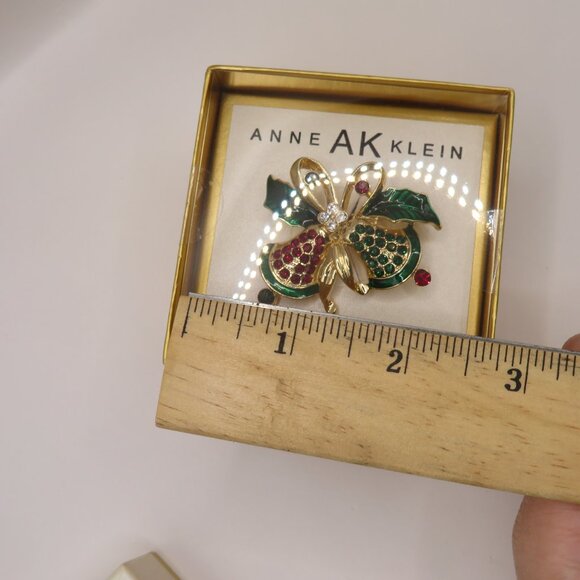 Anne Klein Bells Christmas Brooch New In Box - Picture 7 of 7
